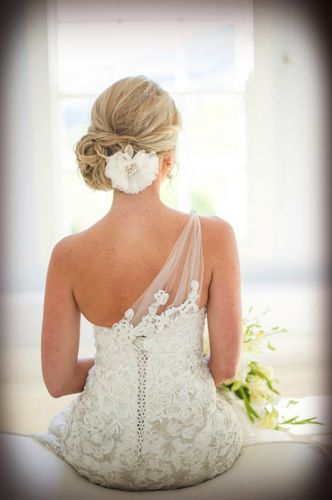 wedding-hairstyle-low-bun-updo-with-flower
